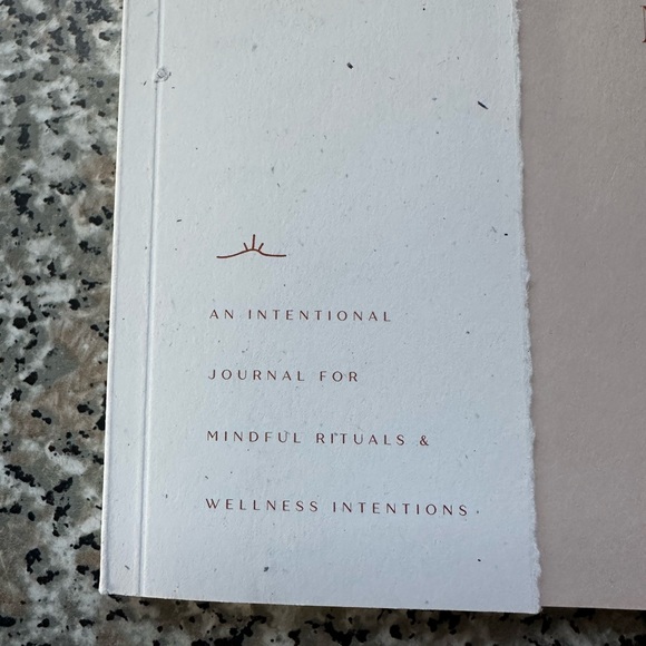 Wilde House | Paper Rituals & Wellness Journal - Picture 2 of 4